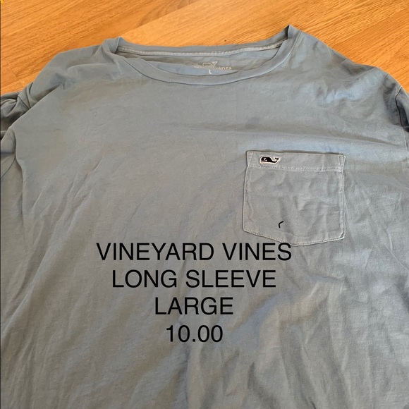 Vineyard vines long sleeve - Picture 1 of 2